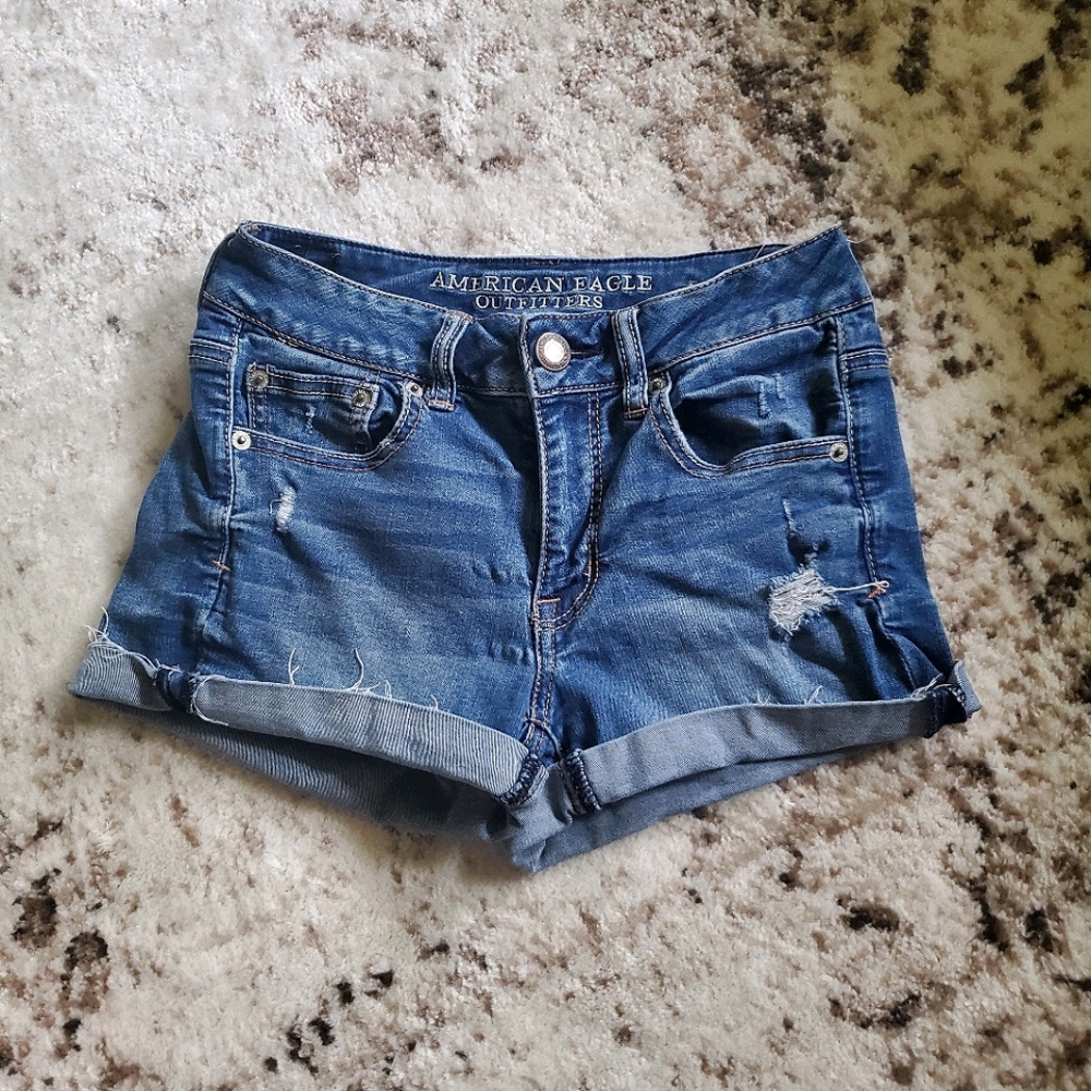 American Eagle Medium Wash Shortie Shorts - Picture 2 of 6